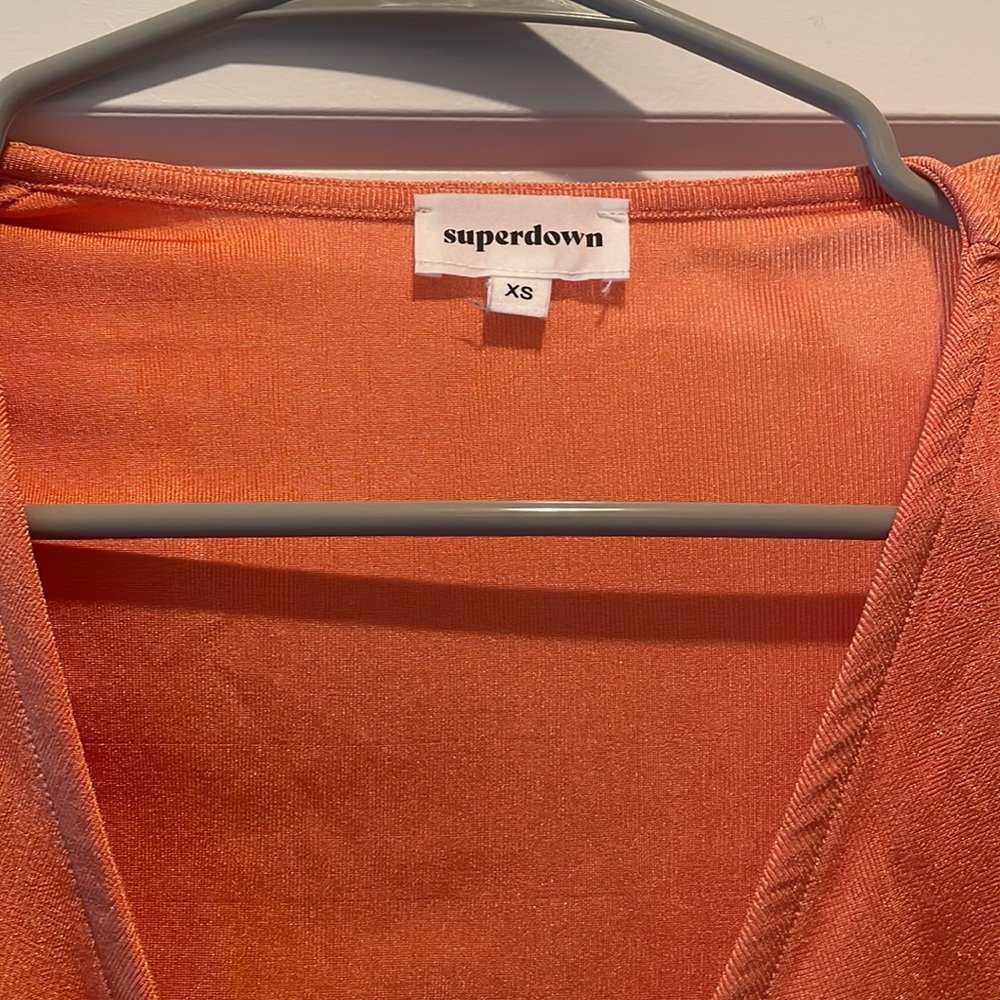Superdown Top - Picture 4 of 4